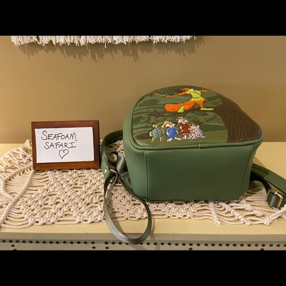 NWOT Disney Robin Hood Loungefly Bag - Picture 3 of 7